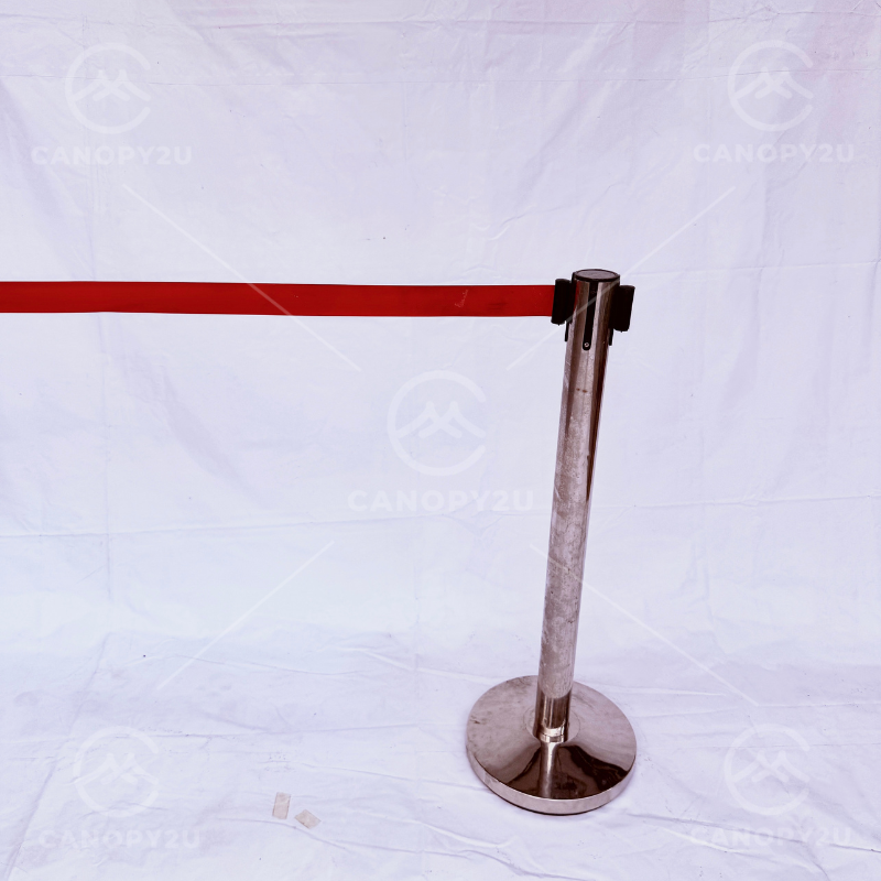 Queue Pole - Red Belt